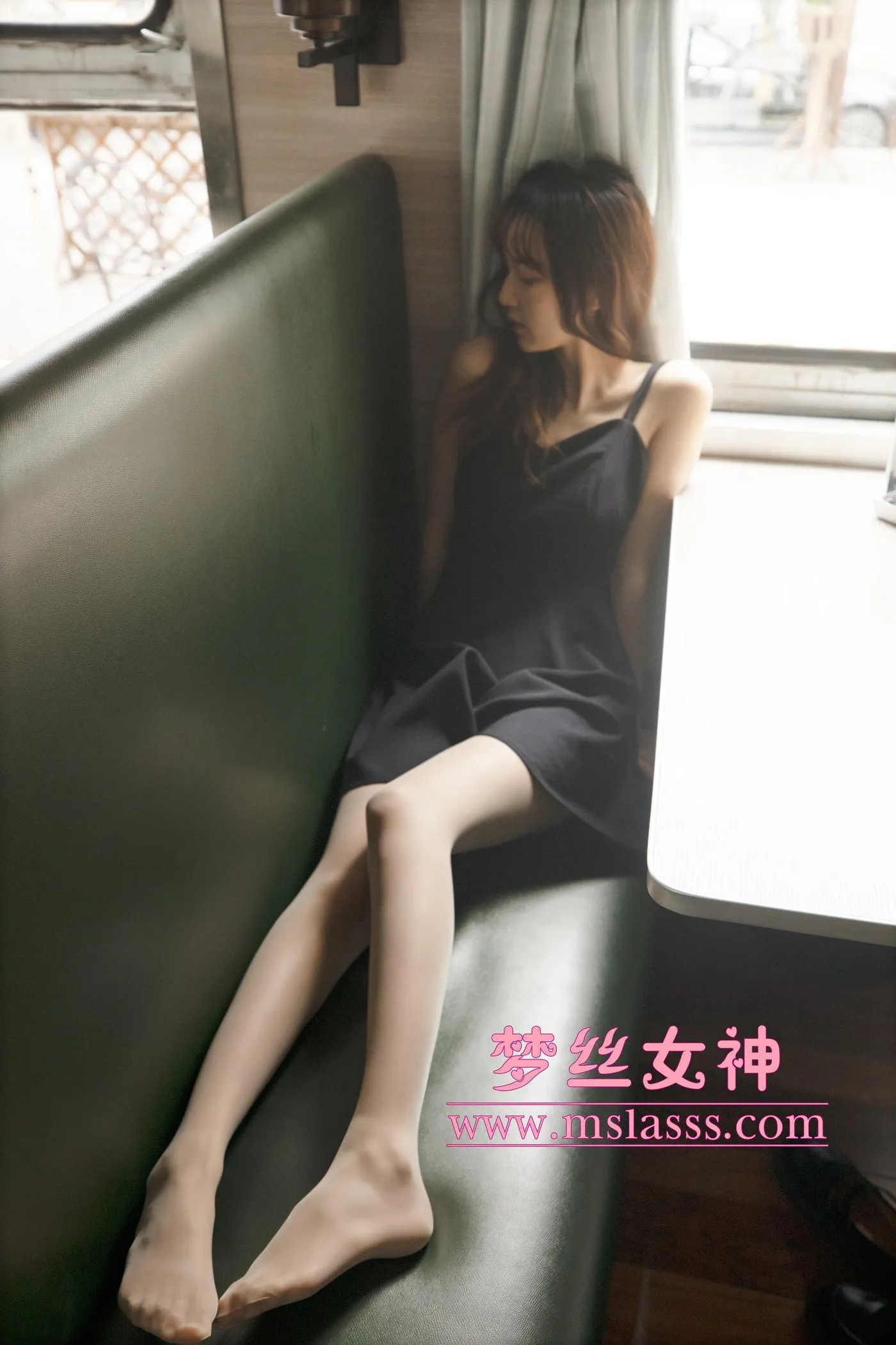 [MSLASS梦丝女神] 2020.04.22 NO.110 玥玥 火车超自然系 [61P]插图2